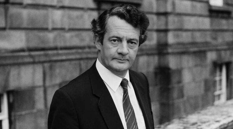 Limerick’s “Political Colossus” Des O’Malley passes away aged 82