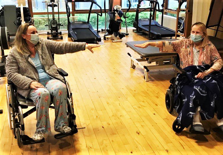 Emotional reunion for mum and daughter separated for months by battles with COVID-19