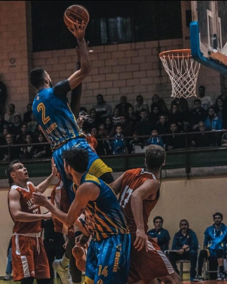 Limerick Celtics unveil new signing Rafa Llopis Martinez