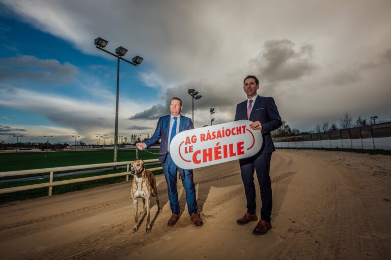 Ag Rásaíocht Le Chéile at Limerick Greyhound Stadium