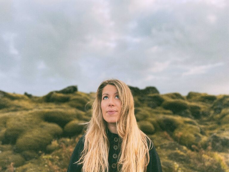 UL Graduate Niamh Regan to play Dolan’s