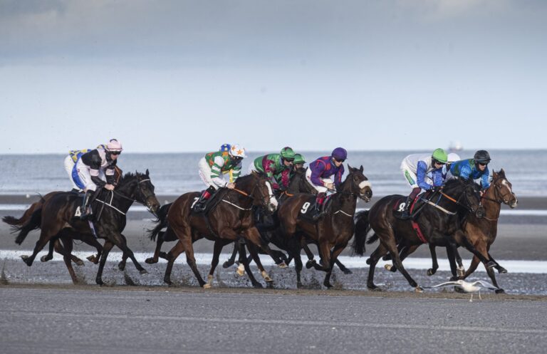 Weekly Racing News | Mark Enright completes full house with another victory