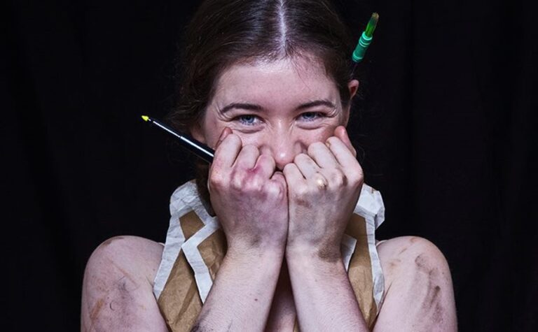“No One is Coming” – Limerick Artist Sinéad O’Brien takes her show to Prague Fringe Festival