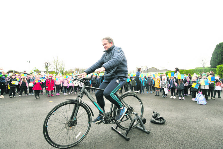 Fundraising Parteen pedals to the aid of Milford Hospice