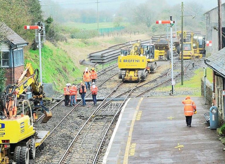 Track renewal works on Ballybrophy to Limerick railway line