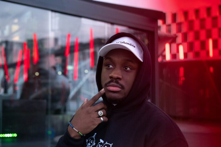 Bitten Twice by the Prima Volta crew