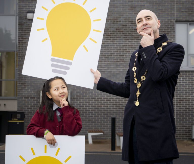 Nine-year-old’s suggestion prompts Mayor to open Ideas Box for Children
