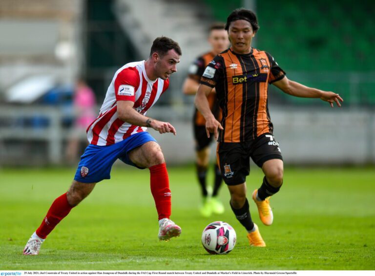 Treaty United Prepare for Cobh Ramblers Trip