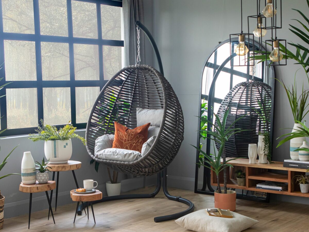 modern egg chair living room