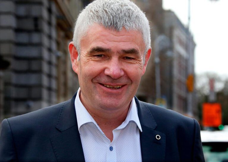 #BREAKING:  Ó Céidigh resigns as Shannon Group Chairman