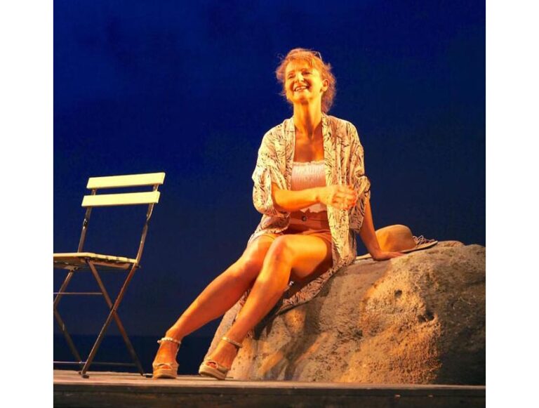 “They laughed for two hours. They just couldn’t stop.” – Shirley Valentine starring Norma Sheahan playing at Lime Tree