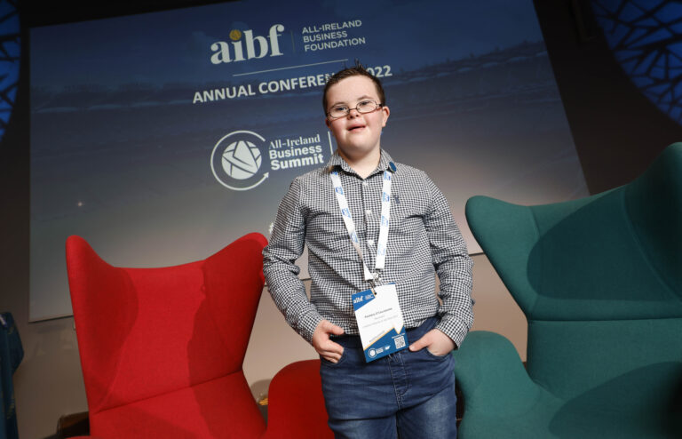 500 business leaders give standing ovation to 11-year-old Limerick boy