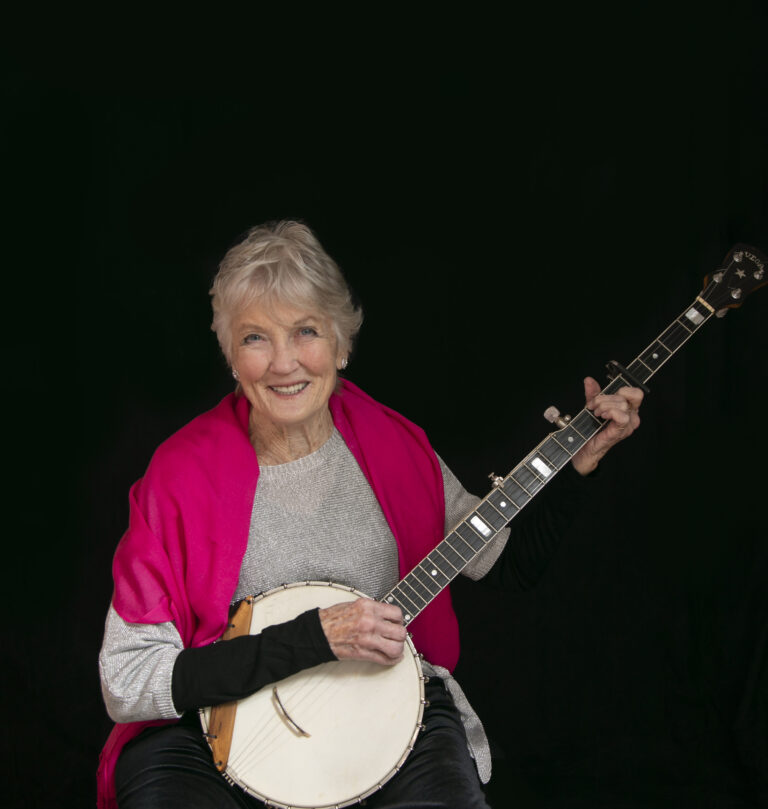 Peggy Seeger bids a First Farewell