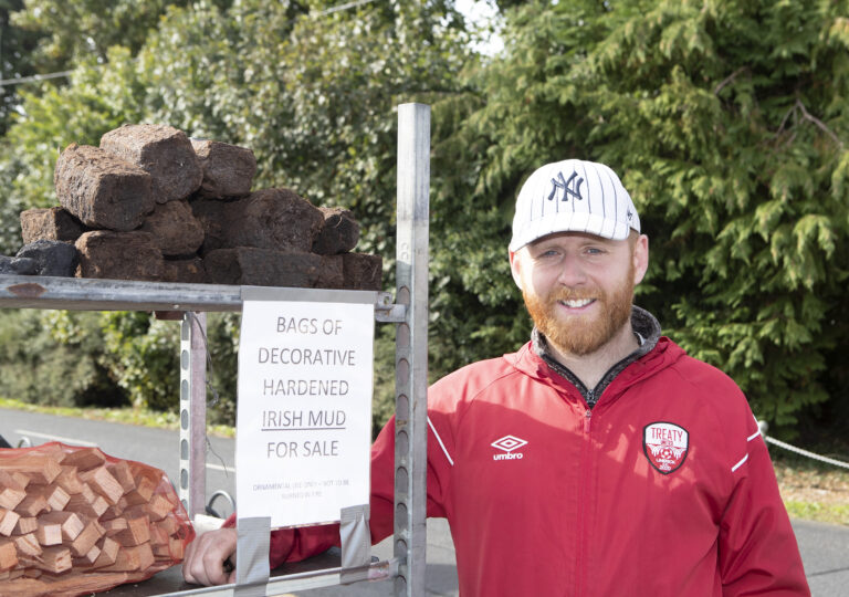 Limerick businessman selling turf as “mud” in protest at proposed ban on sale of fossil fuels