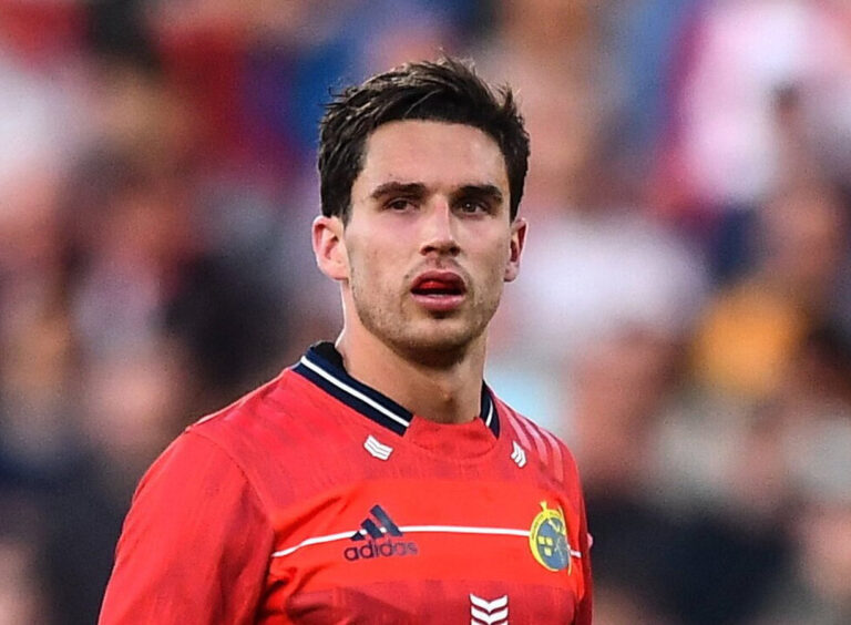 Surgery for Munster’s Joey Carbery following thumb injury sustained in Ospreys clash