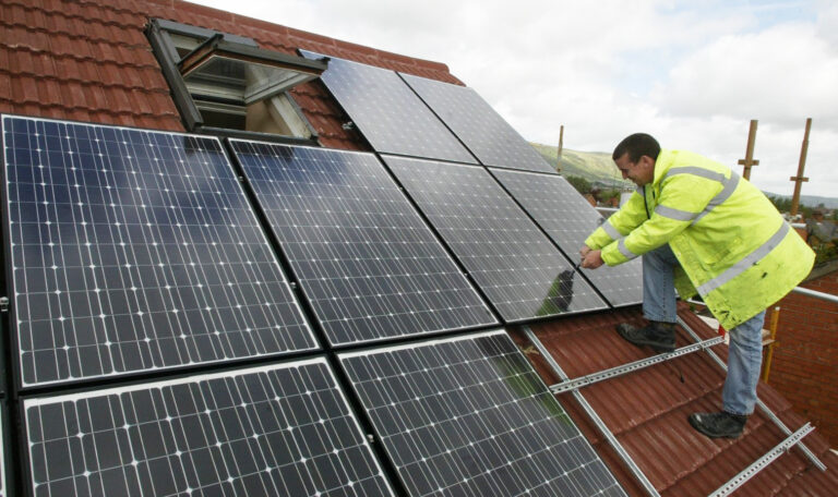 Over 1,100 solar panel installations in Limerick last year, new figures show