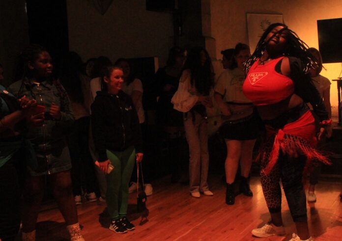 Teenage Dance Jam