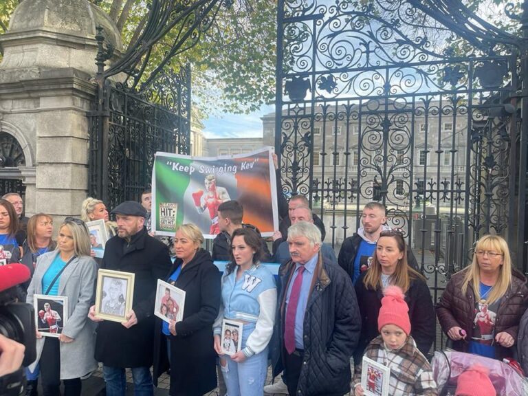 Mother of murdered Limerick boxer makes a stand outside Leinster House