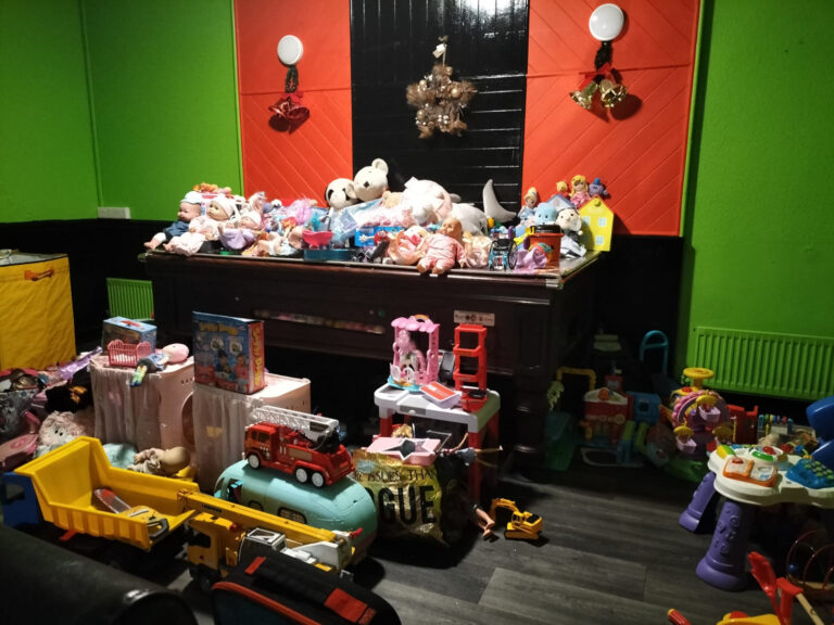 Dispensing Christmas cheer for Limerick children in need