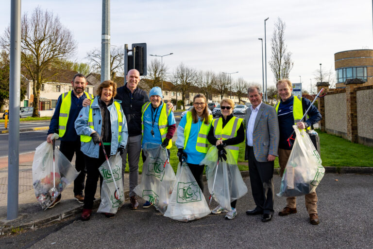 Team Limerick Clean-Up do a good deed on Good Friday