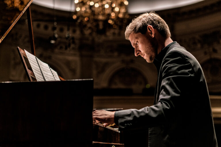 Kristian Bezuidenhout