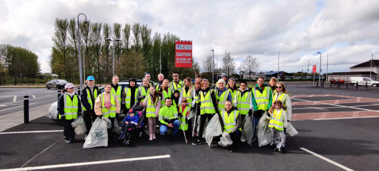 Ukrainian community puts shoulders to the wheel in Limerick clean up