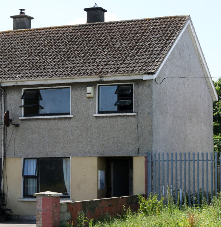10 children and adults escape burning house after teenager raises alarm