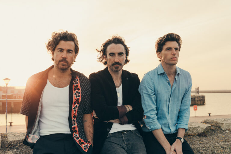 Castle gig for The Coronas