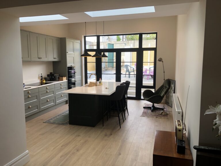 McCarthy Construction specialise in renovations, retrofits and extensions