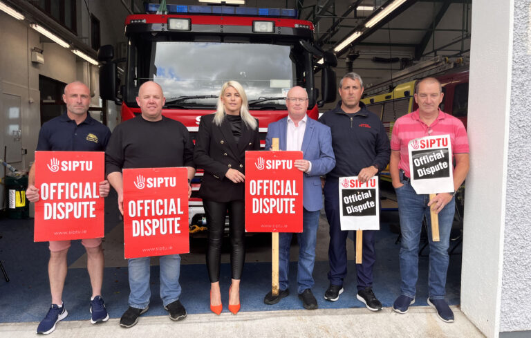 Union says management is to blame for chaotic scenes at fire station strikes