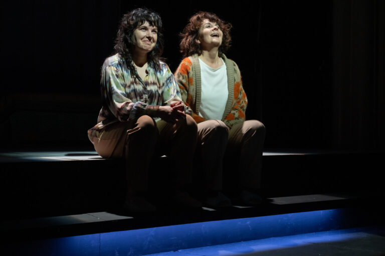 In Two Minds, playing at Belltable, celebrates the deep bond of a mother / daughter relationship