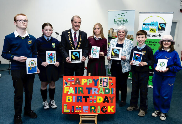 Students draw winning cards for Fairtrade celebrations