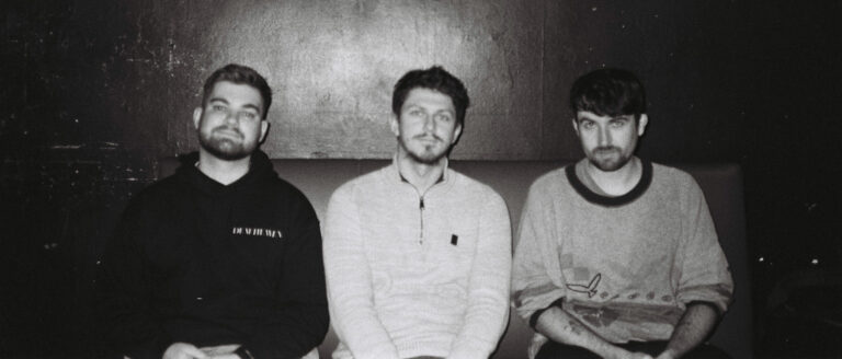 Casavettes return to the stage after a four year hiatus