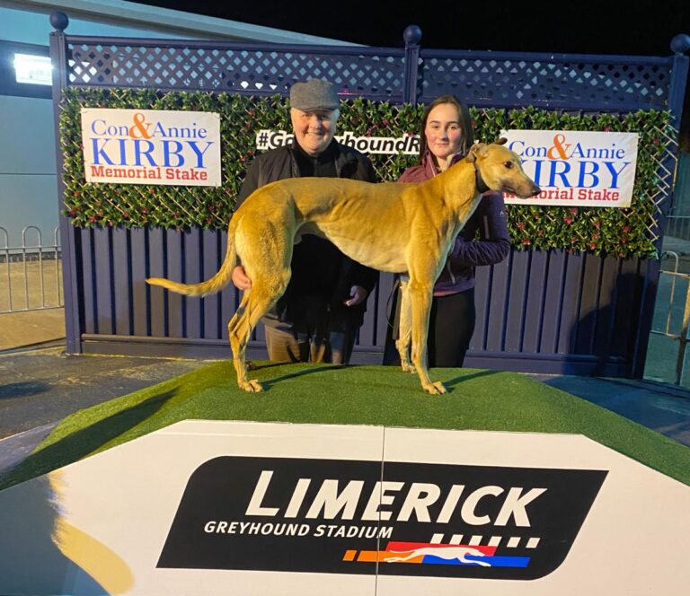 Lucy Roche into Laurels final