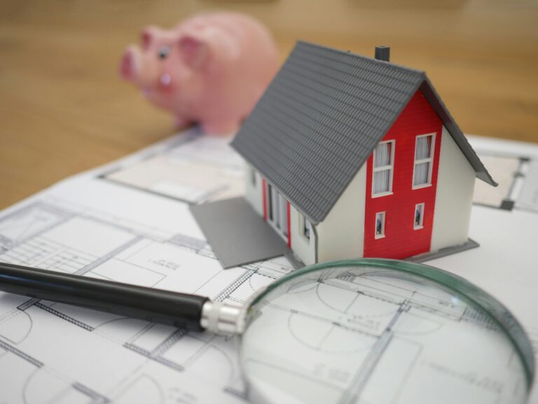 Lawlink – Do I have a right to know who reported work on my home to the council?