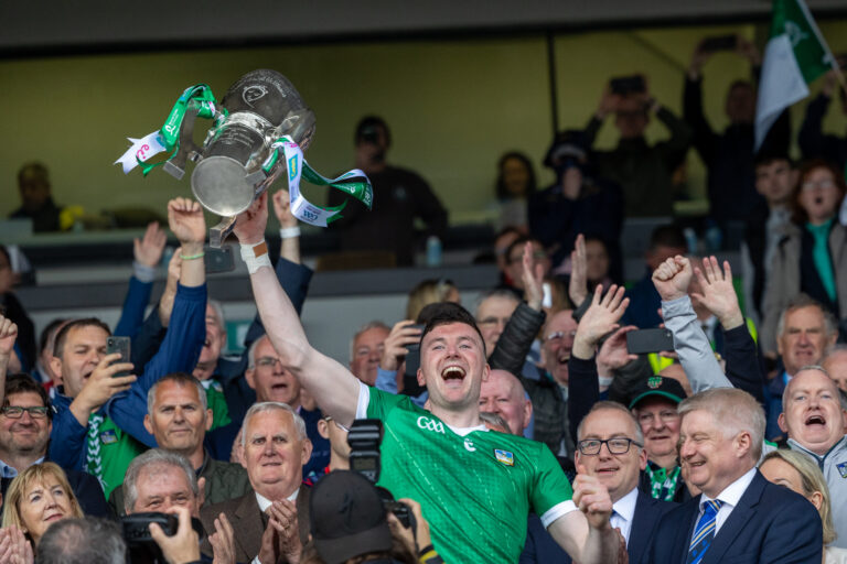 Limerick surge past Clare in historic six-a-row win