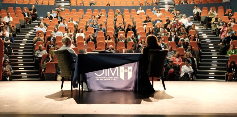 Mary I welcomes US Irish Studies delegates