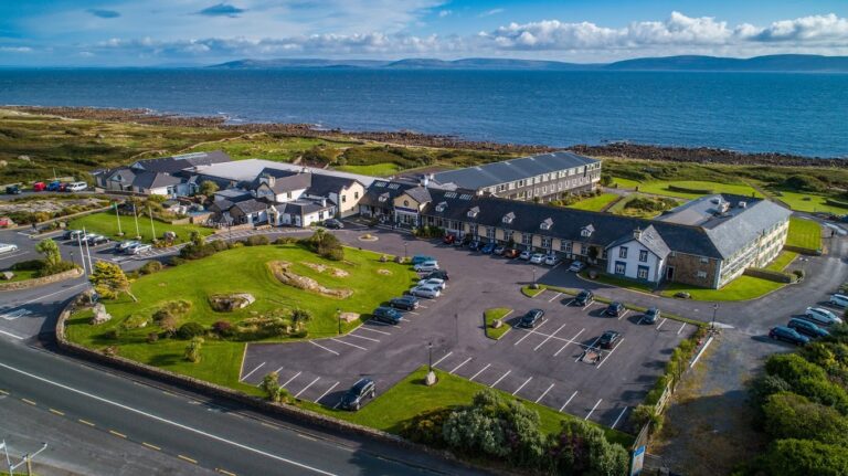 Weddings at the Connemara Coast Hotel Galway