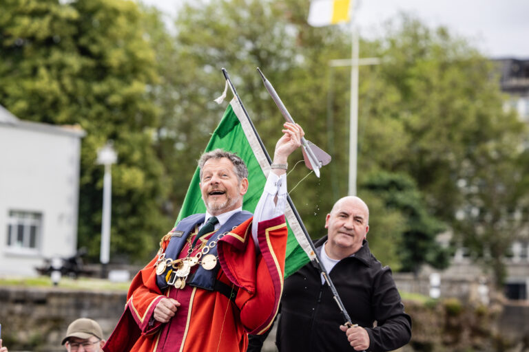 Mayor Moran claims authority over the majestic Shannon