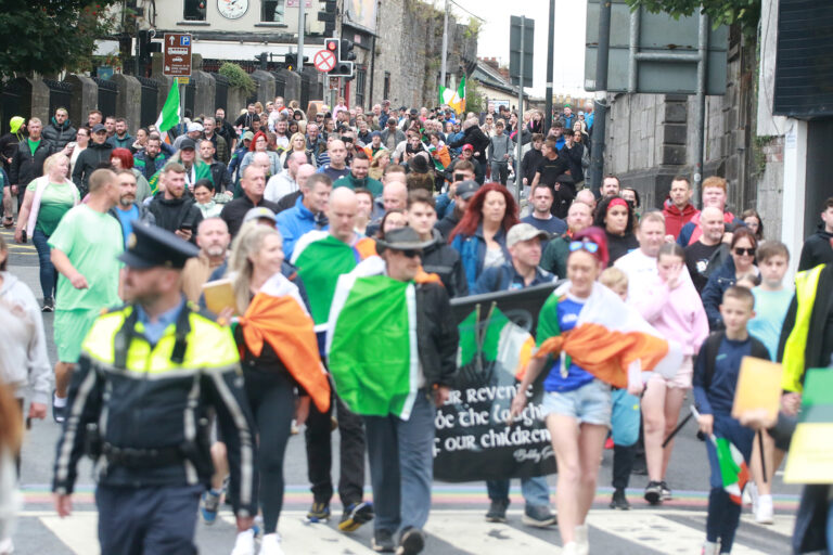 Hundreds attend protest at former Revenue offices earmarked for refugee accommodation