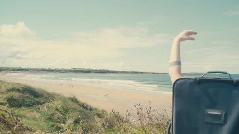 Arren makes the “dumbest, most brilliant music video” for his sunny summer anthem