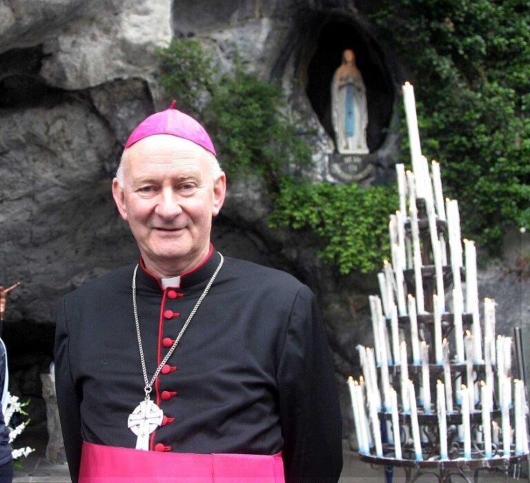 Tributes paid to ‘gentle’ former Bishop of Limerick