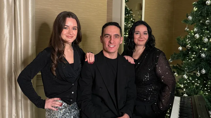 Limerick trio want a Holy Night for sick children