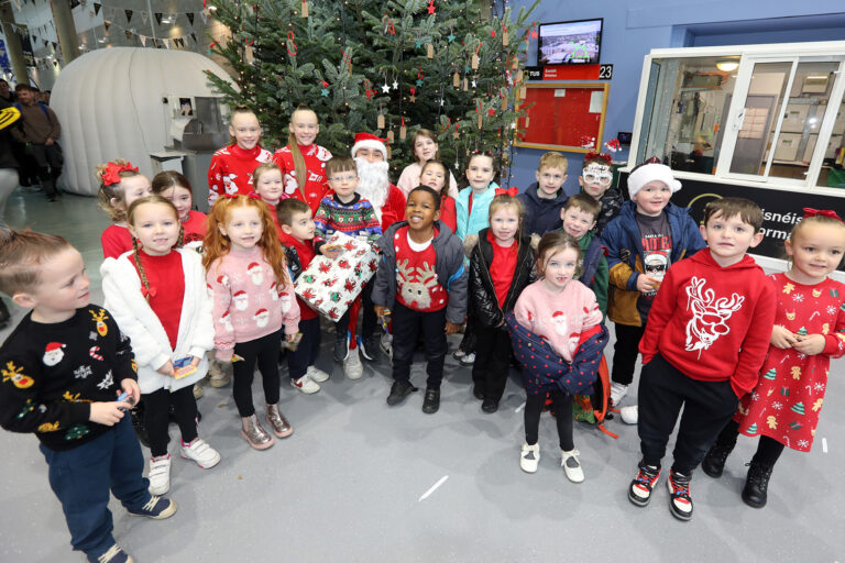 Limerick students raise over €3,500 for suicide prevention charity from Christmas market
