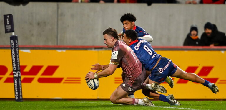 Munster seek victory in Castres