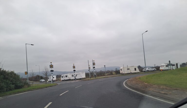 Judge threatens to jail Traveller men and women unless they leave €31m roadway site