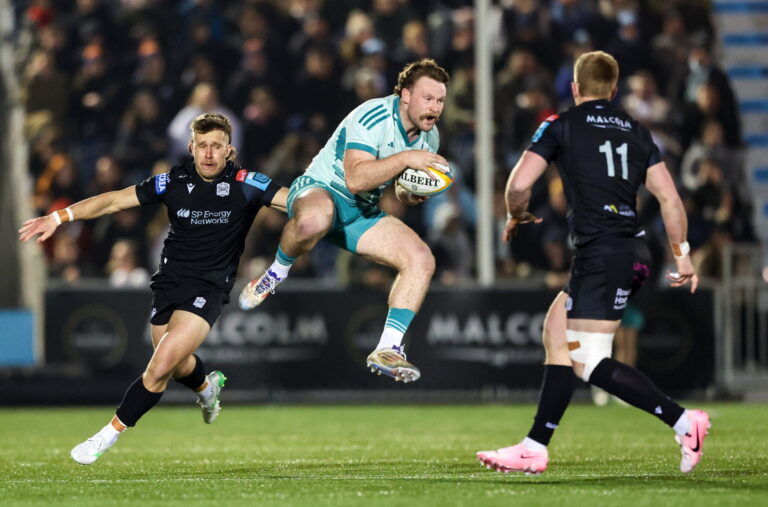Munster suffer late loss to Glasgow