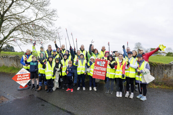 180425Team Limerick Cleanup 2025Kildimo Co Limerick.Pic Arthur Ellis