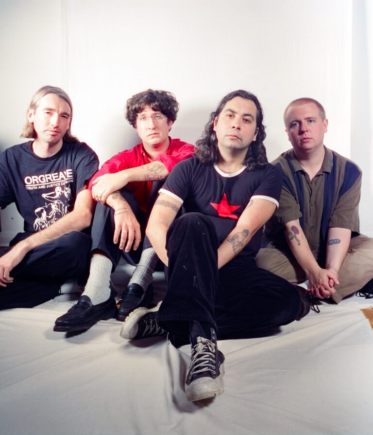 The Tubs: anthemic indie rock, with honest lyrics and buzzsaw melodies