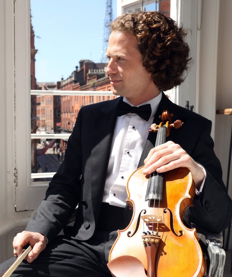 From Grafton Street to global stages: Vladimir Jablokov brings intimate concert to Belltable